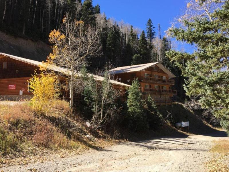 Snow Bear Chamonix 2 Villa Taos Ski Valley Exterior photo